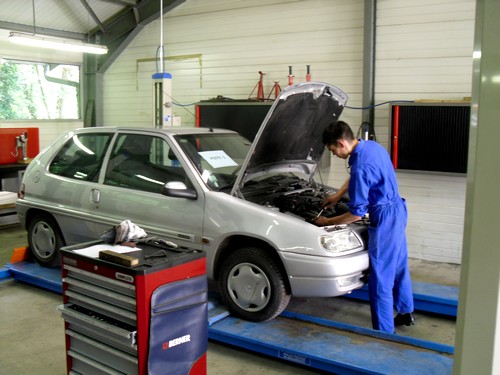 CAP maintenance automobile en Rhône Alpes